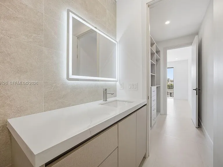 1337 NE 13th Ave #1337 — Photo 51
