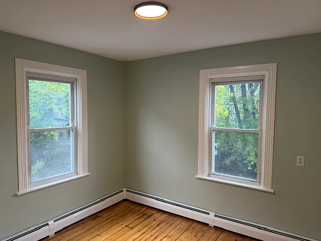 3 bed, 1250 sqft, $2,575 — Photo 2