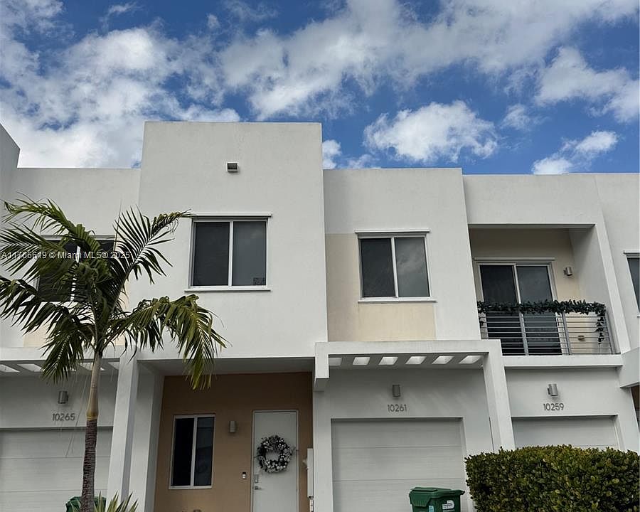 1st image of 10261 NW 72nd Ter