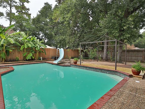 2nd image of 6730 Mossridge Dr