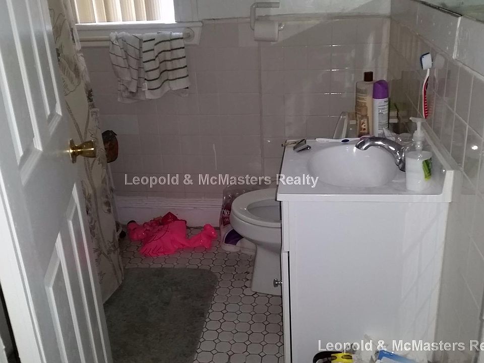 2nd image of 520 Cambridge St #13A