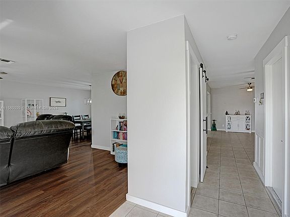 5th image of 2718 NW 121st Dr