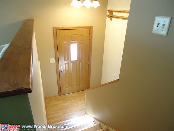 5th image of 1257 N Columbia Ave