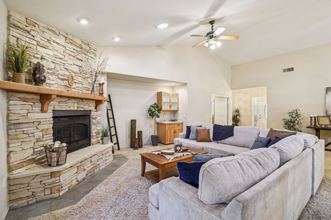 next background image