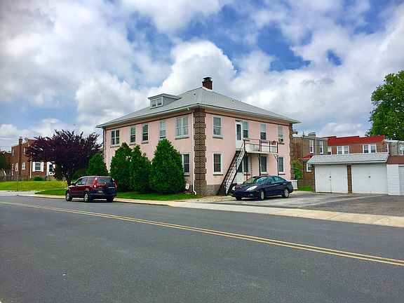 2nd image of 1801 Linden St