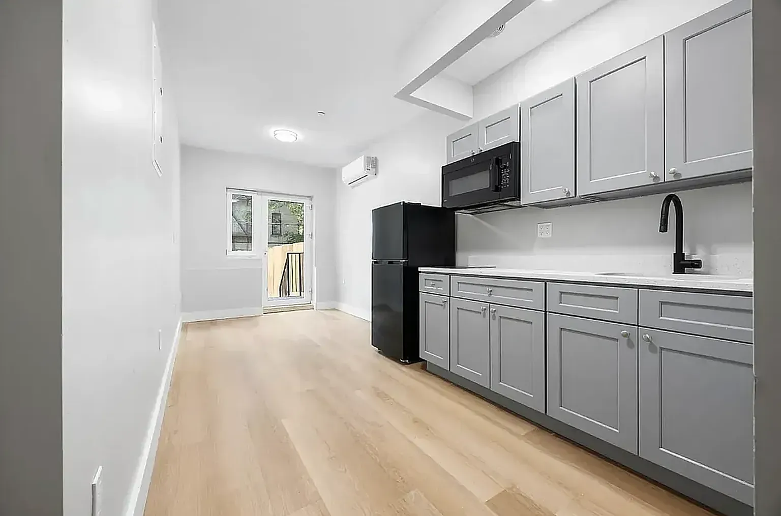 280 Linden Boulevard — Photo 2