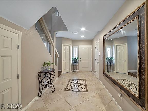 3rd image of 6770 Flamenco Ct