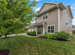 21651 N Weather Edge CIRCLE, Lannon, WI 53046
