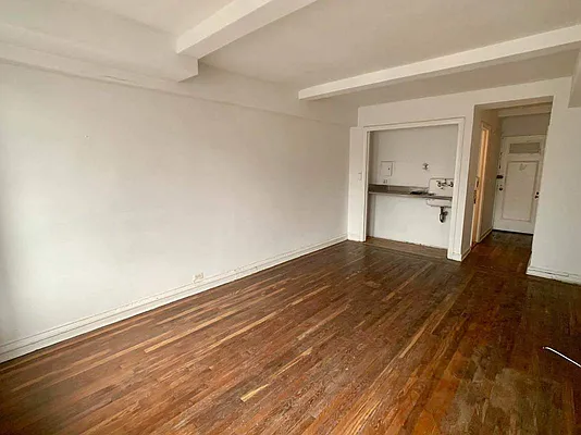 Rented by Highline Residential | media 9