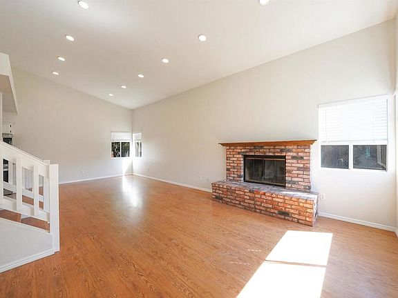 5th image of 931 H St