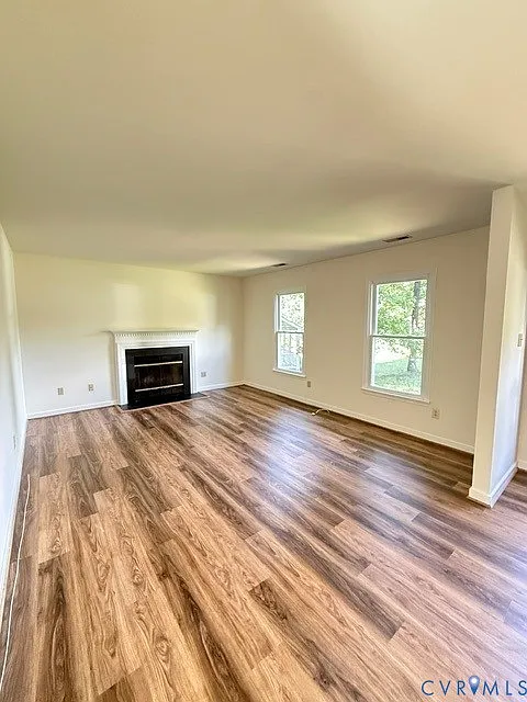 3 bed, 2.0 bath, 1356 sqft, $2,395 — Photo 3