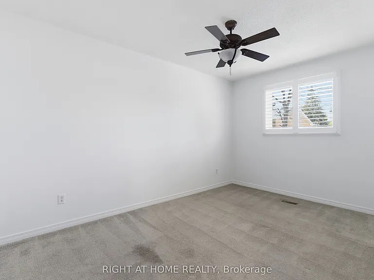 341 Rexford Dr #UPPER — Photo 20