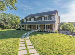 19 Brushy Neck Ln #A, Westhampton, NY