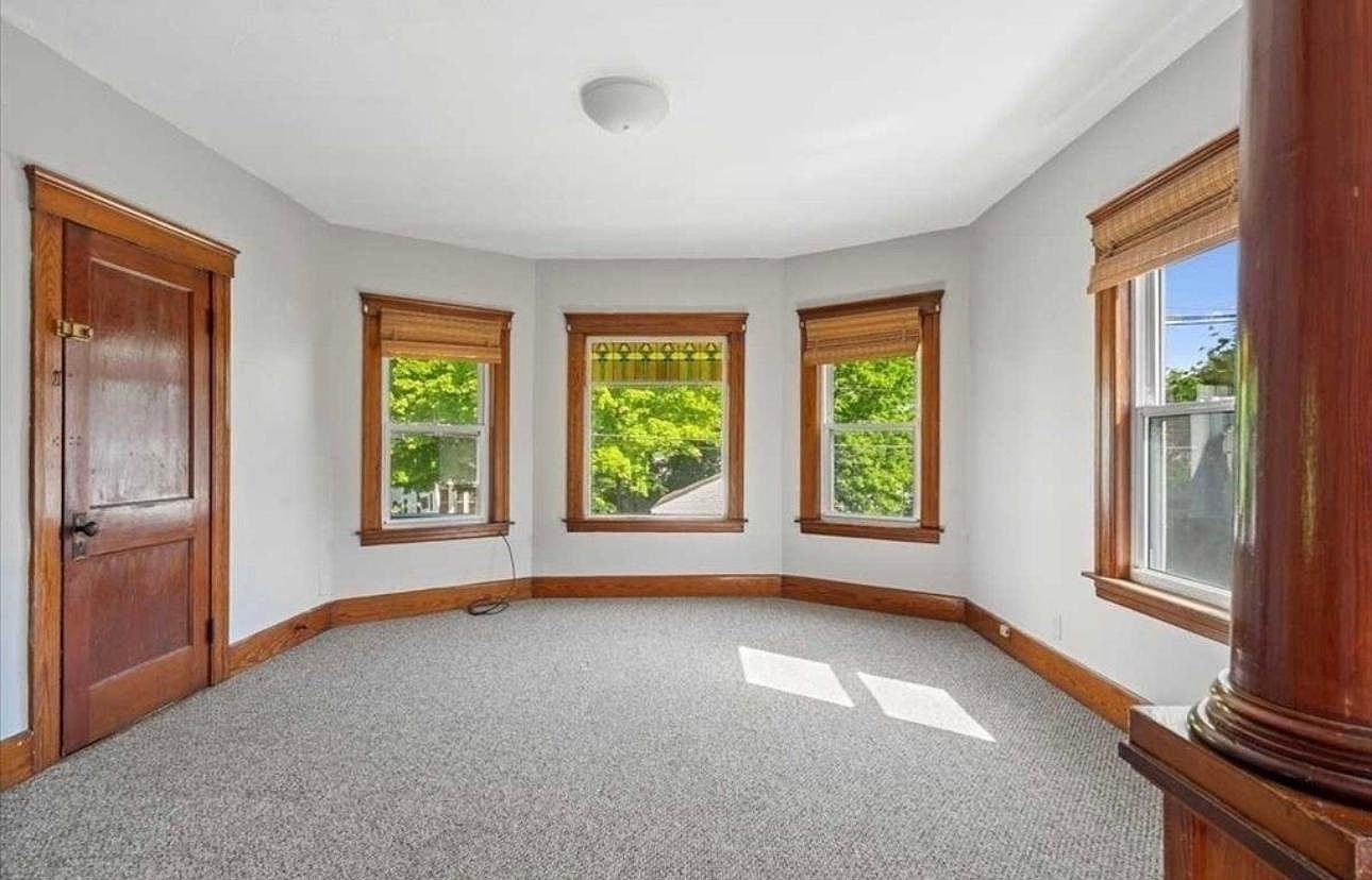 41 Elm St, ster, MA 01570 Zillow