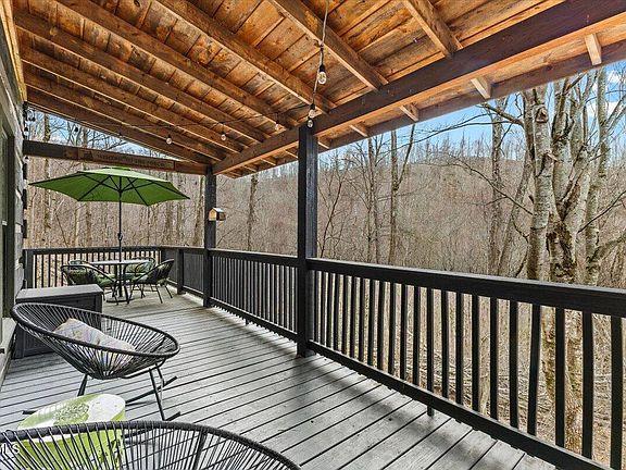 5th image of 1444 Rich Mountain Rd