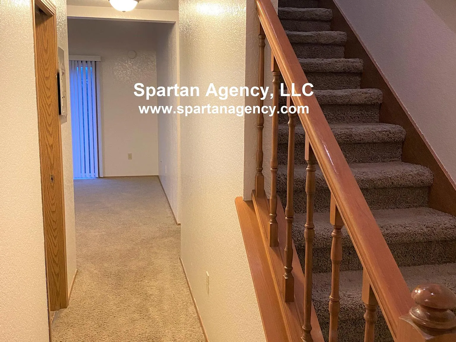 2 bed, 1.5 bath, 1100 sqft, $2,100 — Photo 2