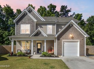8884 NE Colbert Place Dr, Leland, NC 28451