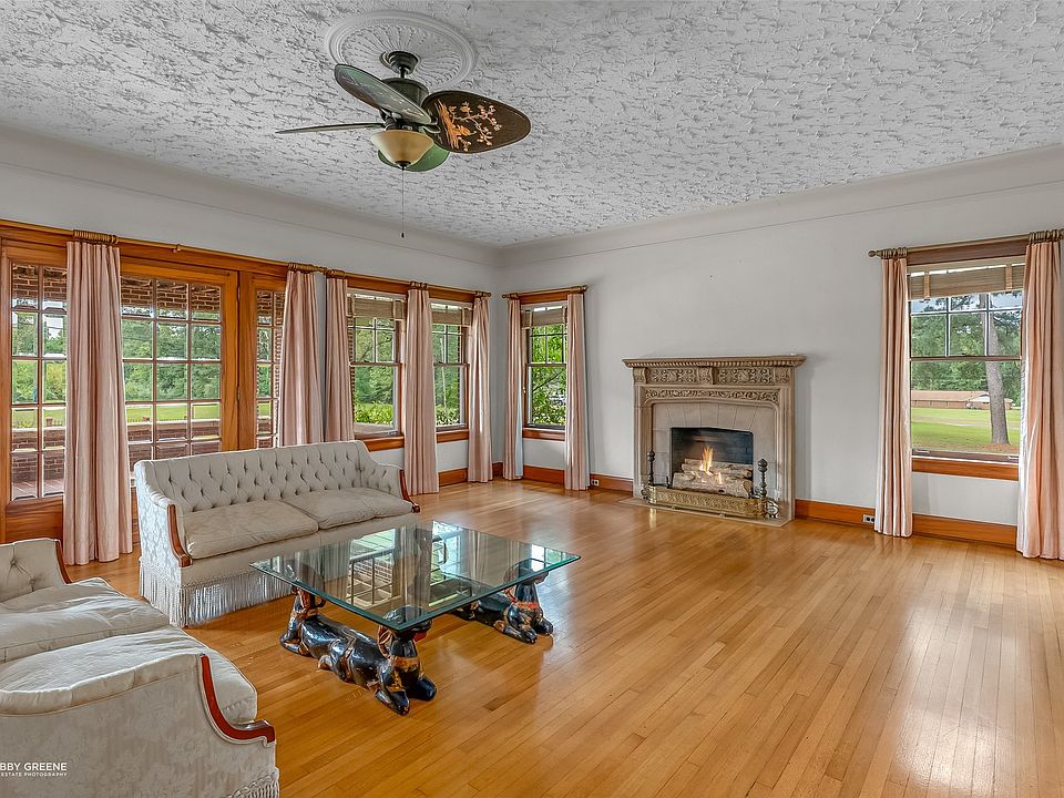 10th image of this home