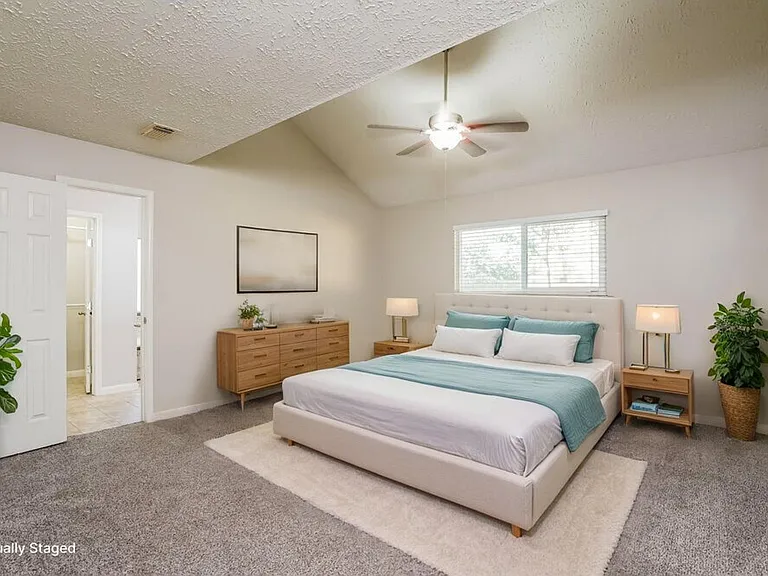 11918 Cottonwood Ln — Photo 12