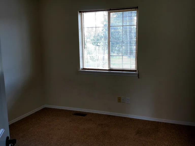 109 W 19th Ave #C — Photo 14