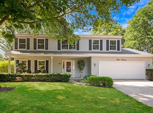 1214 Arthur Rd, Naperville, IL 60540