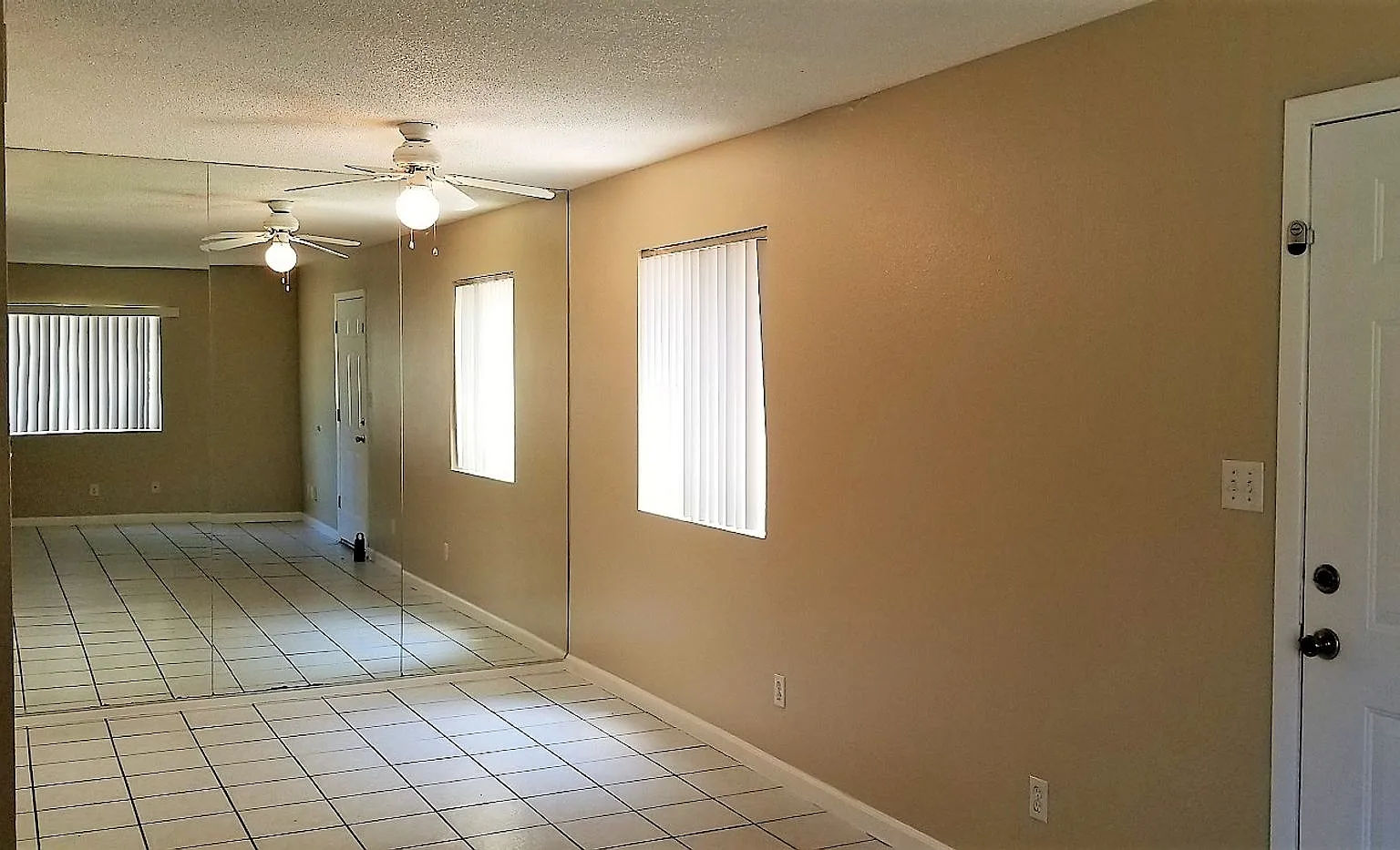 Affordable Condo In The Heart Of Tempe! — Photo 4