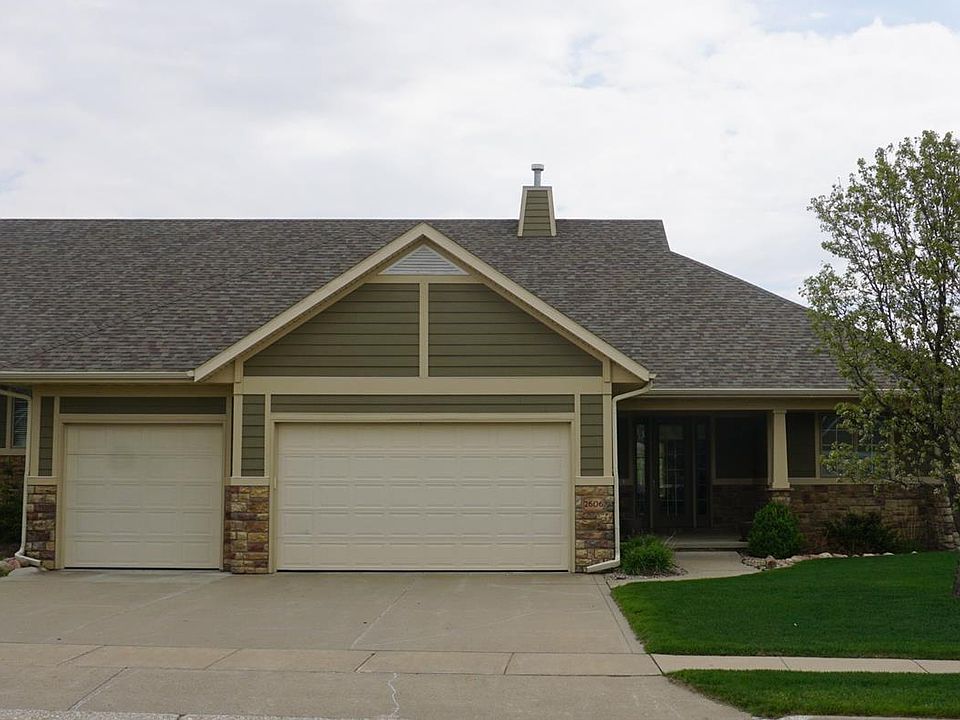 1st image of 2606 Castles Gate Dr