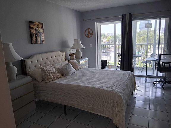 4th image of 329 SE 3rd Street #302s