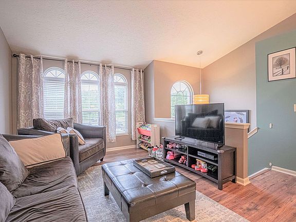 4th image of 3757 Sugarberry Dr