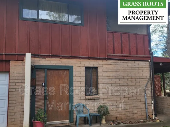 15772 Sunnyvale Ln, Grass Valley, CA 95949