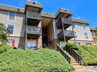 2071 Alpine Vlg #2063D, Birmingham, AL 35216