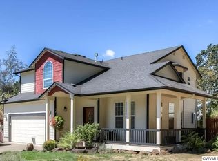 1008 Enstad Ct, Silverton, OR 97381