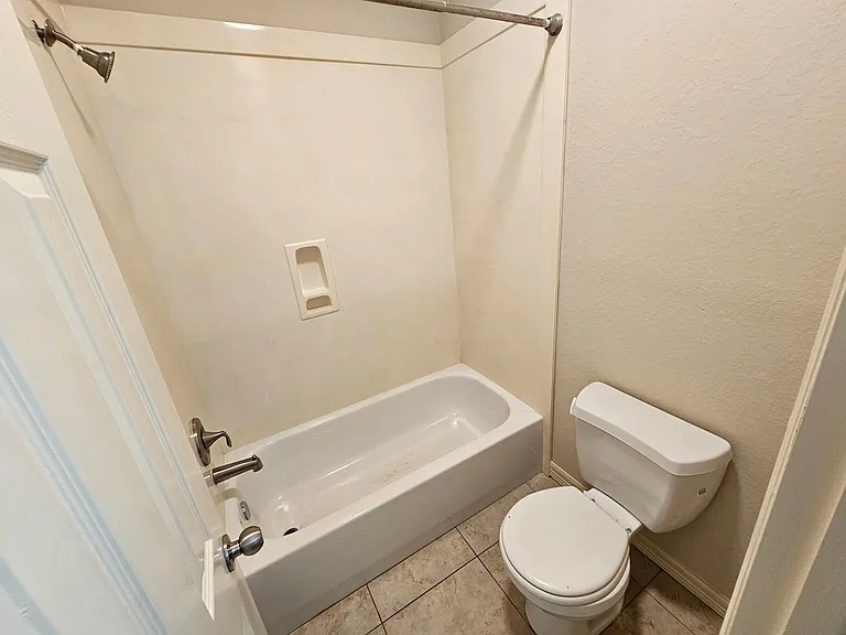 503 Birdsong Dr — Photo 42