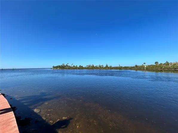 3279 Flamingo Blvd, Hernando Beach, FL 34607