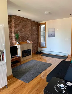 Rented by Limestone Realty Bklyn, LLC | media 18