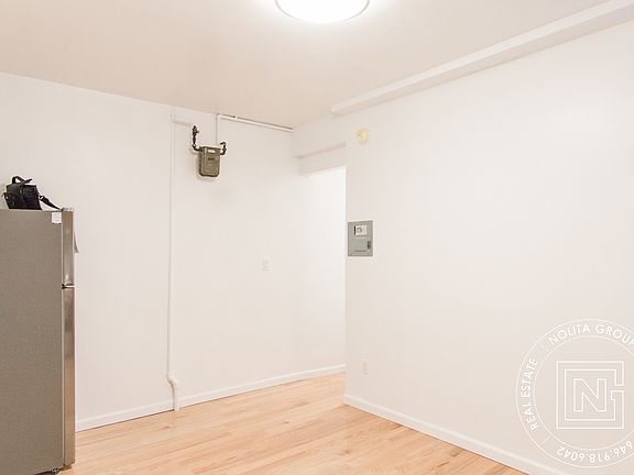 3rd image of 149 Elizabeth St APT D3