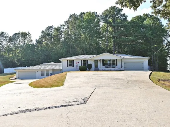 2999 9th St N, Red Bay, AL 35582