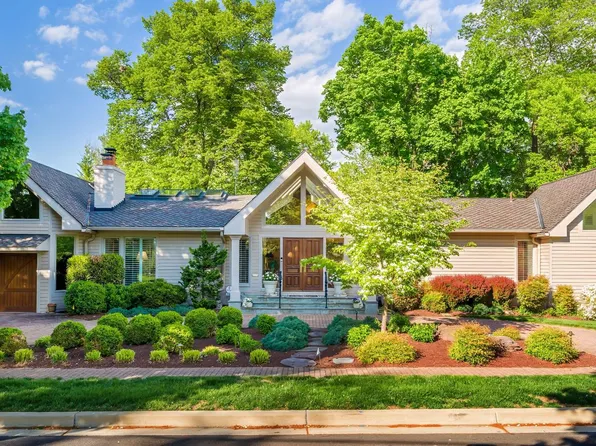 4015 Laird Pl, Chevy Chase, MD 20815