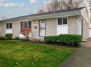 29997 Carlysle St, Inkster, MI 48141