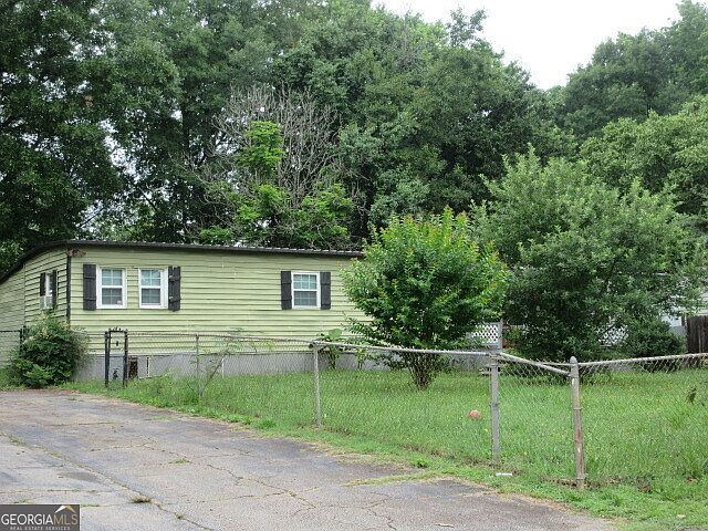 2nd image of 4 Skyland Dr