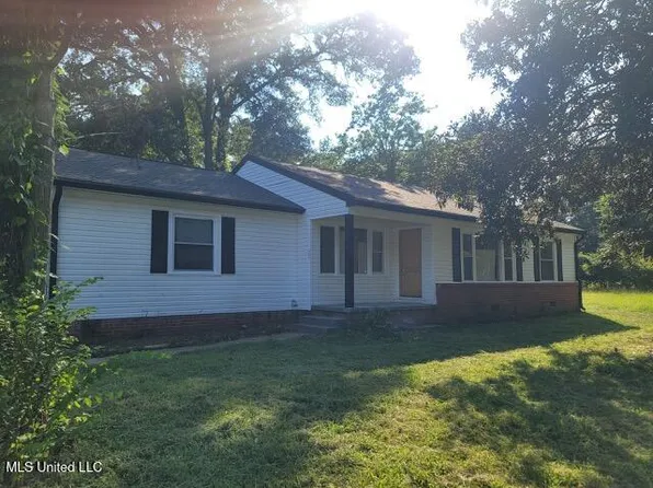 5413 Crepe Myrtle Dr, Jackson, MS 39206