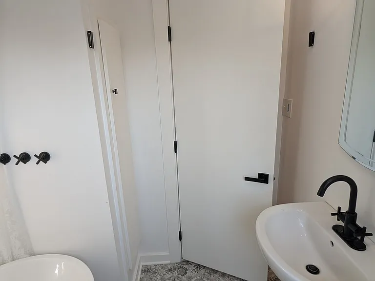 9709 Lyric Ln — Photo 37