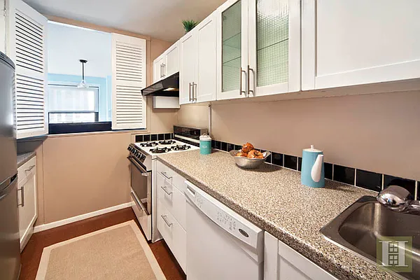 Sold by Halstead Real Estate | media 9