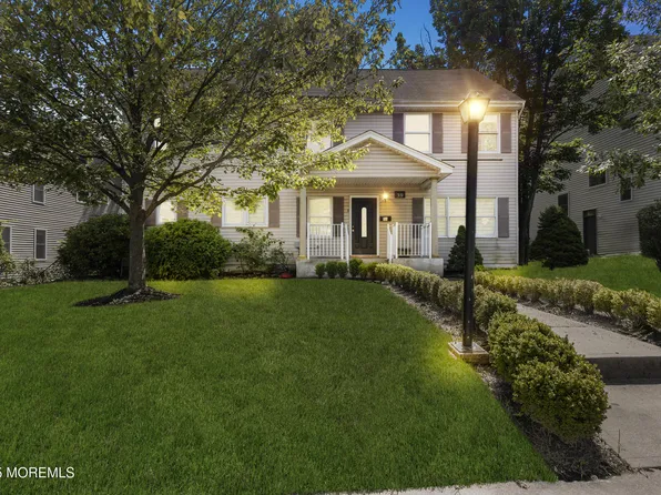 39 Lapsley Lane, Lakewood, NJ 08701