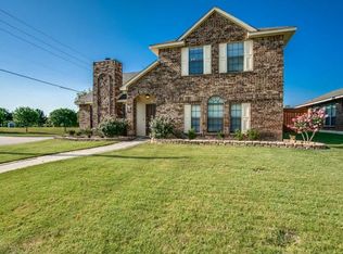 2036 Espinosa Dr, Carrollton, TX 75010