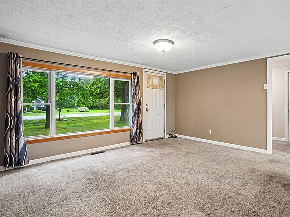 5th image of 2634 Cedar Terrace Dr