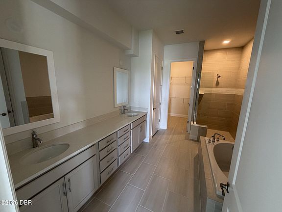 3rd image of 1664 Lake Reserve Dr