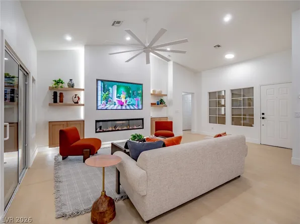 2629 Tumble Brook Dr, Las Vegas, NV 89134