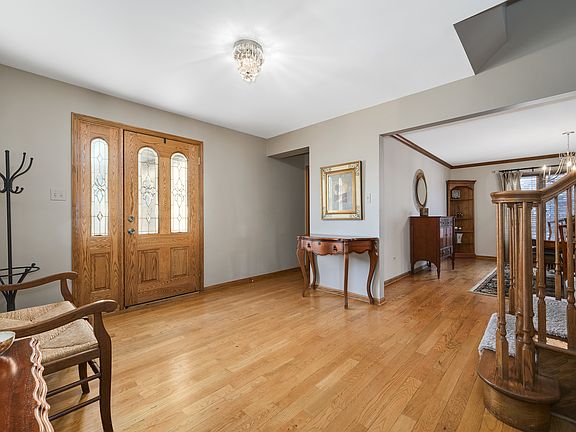 2nd image of 10721 Georgia Ln