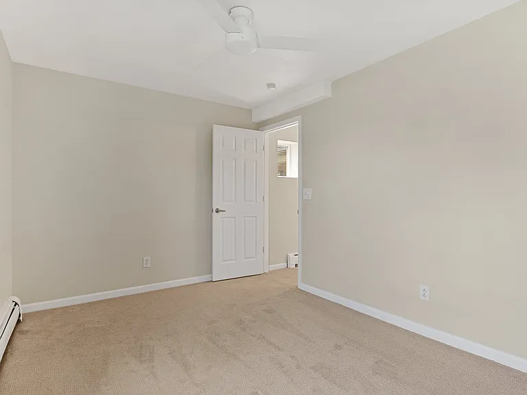 1940 W 32nd Ave #202 — Photo 9
